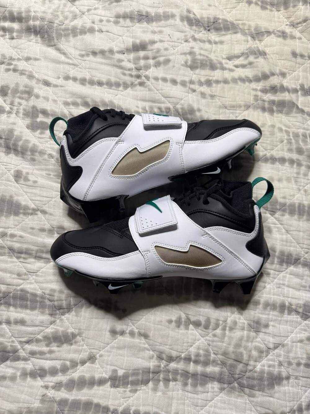 Nike Diamond Turf 93 TD Football Cleats 9M HF5298-102 Emerald Deion Prime